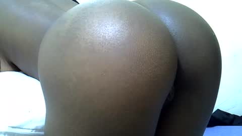 Snapshot of sweet_vee1 chatting on 19, 6, 2026 Princess vee online show from 19, 6, 2026