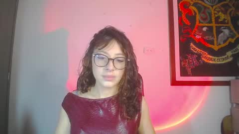 Snapshot of sweet_venus4 chatting on 18, 1, 2026 sweet_venus4 online show from 18, 1, 2026
