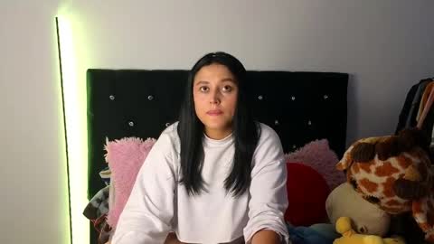Snapshot of sweet_xuee18 chatting on 1, 5, 2026 Sweet online show from 1, 5, 2026