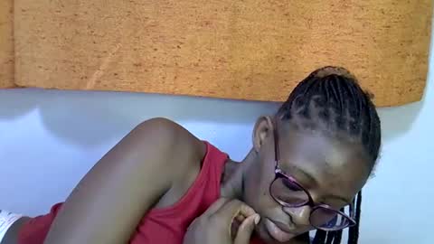 sweet_zarah online show from 16, 3, 2026