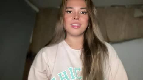Snapshot of sweetalexa19 chatting on 10, 9, 2025 alexa your one and only queen online show from 10, 9, 2025
