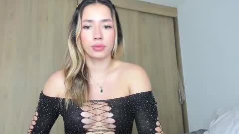 Camila online show from 23, 2, 2025