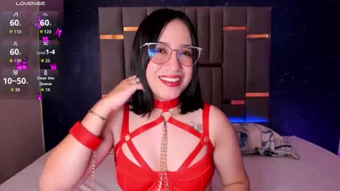 Annie online show from 30, 11, 2025