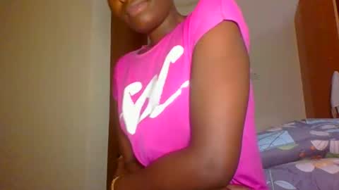 Snapshot of sweetass_02 chatting on 13, 9, 2025 bianca online show from 13, 9, 2025