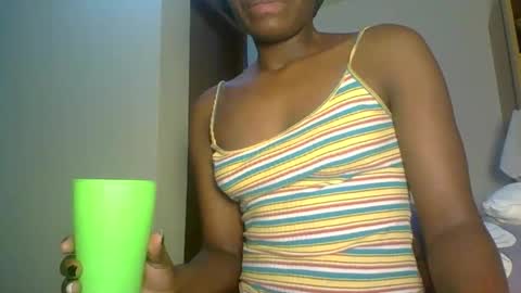 Snapshot of sweetass_02 chatting on 21, 9, 2025 bianca online show from 21, 9, 2025