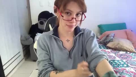 SweetAura0 0  online show from 28, 2, 2026