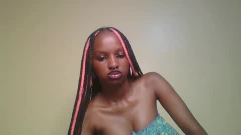 sweetberry30 online show from 12, 3, 2025