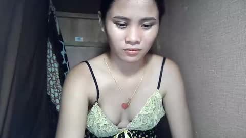 Snapshot of sweetcandy_19 chatting on 9, 12, 2024 sweetcandy_19 online show from 9, 12, 2024