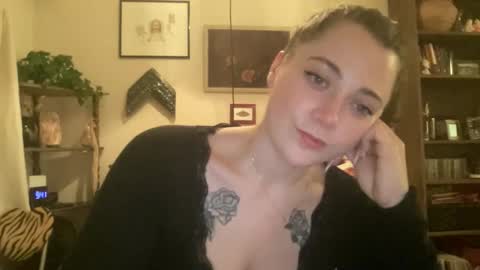 Snapshot of sweetcandyangel chatting on 27, 11, 2025 sweetcandy online show from 27, 11, 2025