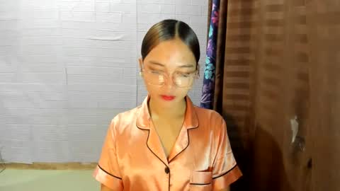 Snapshot of sweetcummer27 chatting on 4, 3, 2025 SOPHIA online show from 4, 3, 2025