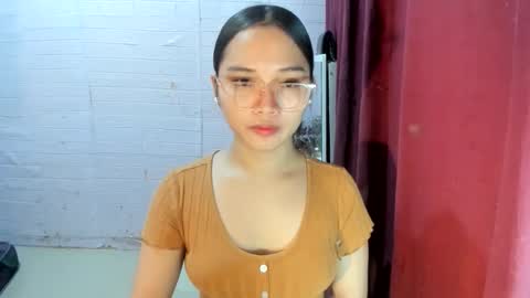 Snapshot of sweetcummer27 chatting on 27, 11, 2025 SOPHIA online show from 27, 11, 2025