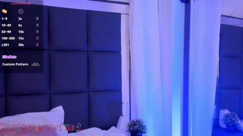 Snapshot of sweetcurly1 chatting on 19, 12, 2024 M I A online show from 19, 12, 2024