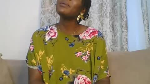 Snapshot of sweetdarkskin chatting on 26, 6, 2026 CLARIS online show from 26, 6, 2026