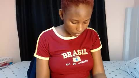 Snapshot of sweetdeee_ chatting on 29, 6, 2026 sweetDee online show from 29, 6, 2026