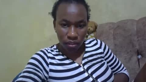 sweetdiva2012 online show from 1, 2, 2025