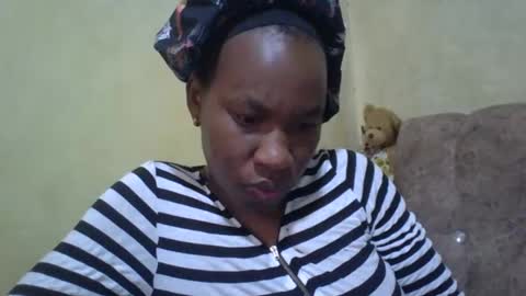 sweetdiva2012 online show from 2, 2, 2025