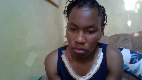 sweetdiva2012 online show from 5, 2, 2025