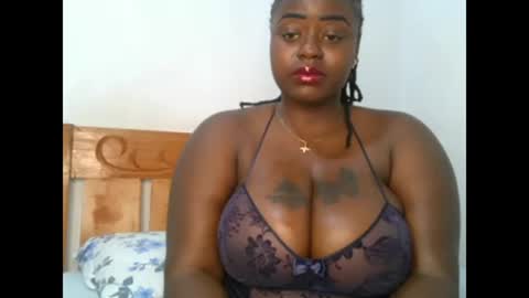 Snapshot of sweetest_snack chatting on 15, 1, 2025 sweetest_snack online show from 15, 1, 2025