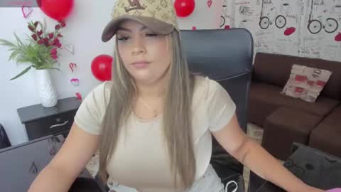 Snapshot of sweetfabianaxl chatting on 14, 2, 2025 Fabiana online show from 14, 2, 2025