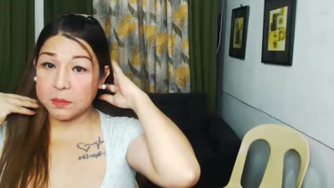 Snapshot of sweetflavor4uxxx chatting on 2, 1, 2025 GoddessAira4uTS online show from 2, 1, 2025