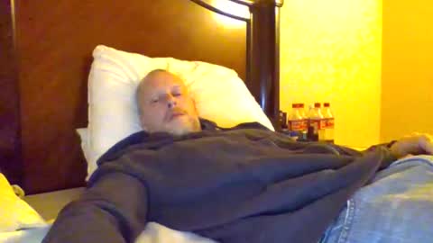 sweetg233 online show from 24, 1, 2025