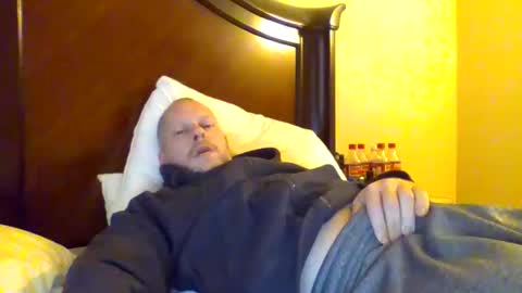 sweetg233 online show from 24, 1, 2025