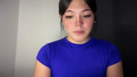 Ayesha online show from 15, 11, 2025