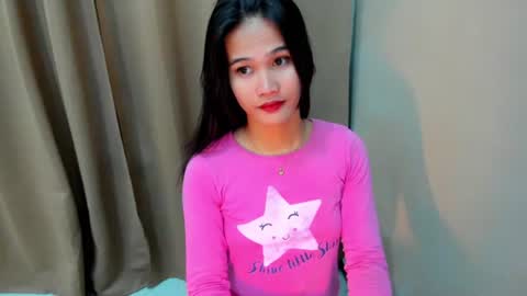 Snapshot of sweetgirl_latina143 chatting on 15, 9, 2025 sweetgirl_latina143 online show from 15, 9, 2025