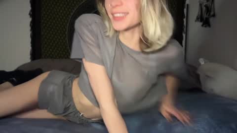 Snapshot of sweetgracee chatting on 4, 1, 2025 sweetgracee online show from 4, 1, 2025
