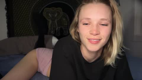 Snapshot of sweetgracee chatting on 18, 1, 2025 sweetgracee online show from 18, 1, 2025