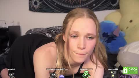 Snapshot of sweetgracee chatting on 8, 10, 2025 sweetgracee online show from 8, 10, 2025