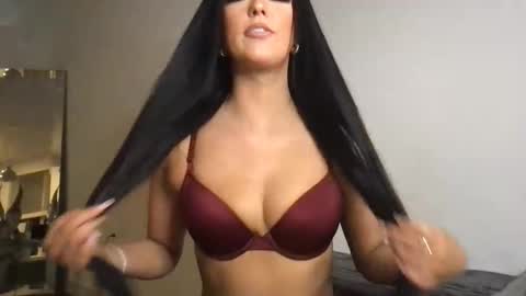 Gracie  online show from 9, 11, 2025