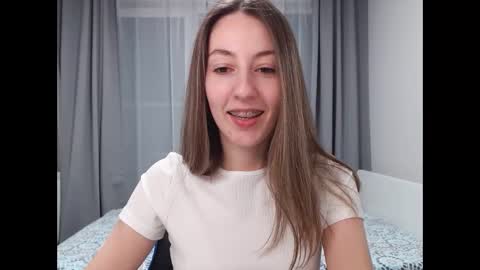 Snapshot of sweetheart_77 chatting on 7, 12, 2024 Emma online show from 7, 12, 2024