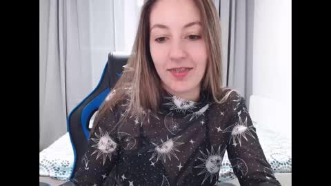 Snapshot of sweetheart_77 chatting on 9, 12, 2024 Emma online show from 9, 12, 2024