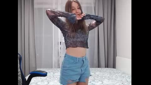 Snapshot of sweetheart_77 chatting on 17, 1, 2025 Emma online show from 17, 1, 2025