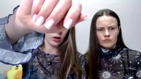 Snapshot of sweetheart_77 chatting on 24, 1, 2025 Emma online show from 24, 1, 2025