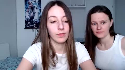 Snapshot of sweetheart_77 chatting on 11, 3, 2025 Emma online show from 11, 3, 2025