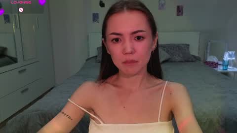 sweetieee_kira online show from 7, 7, 2026