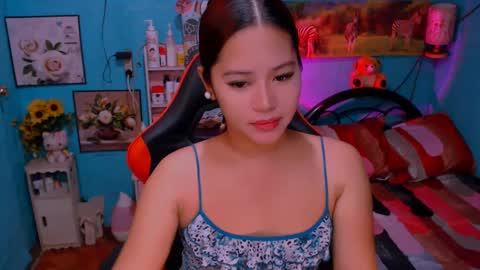 Nicole online show from 1, 12, 2024