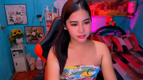 Nicole online show from 12, 12, 2024