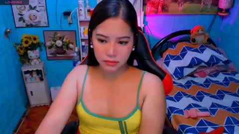 Nicole online show from 5, 3, 2025