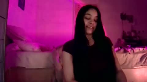 Snapshot of sweetieslikebutter chatting on 29, 12, 2024 Blu Sweets online show from 29, 12, 2024