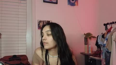 Snapshot of sweetieslikebutter chatting on 7, 10, 2025 Blu Sweets online show from 7, 10, 2025