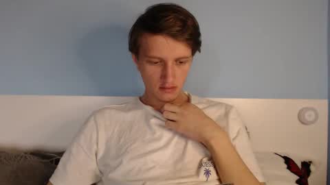 Snapshot of sweetietwin chatting on 25, 2, 2026 CAT online show from 25, 2, 2026