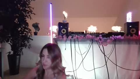 sweetjewlez online show from 14, 11, 2025