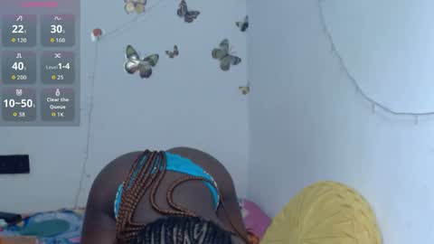 Snapshot of sweetjuicyclit chatting on 6, 5, 2026 zuri online show from 6, 5, 2026