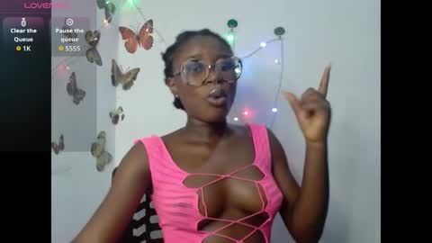 Snapshot of sweetjuicyclit chatting on 3, 6, 2026 zuri online show from 3, 6, 2026