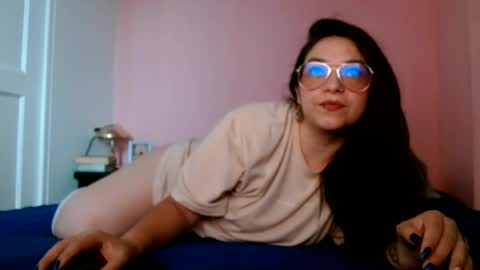 Snapshot of sweetkatthe09 chatting on 14, 6, 2026 Katherine online show from 14, 6, 2026