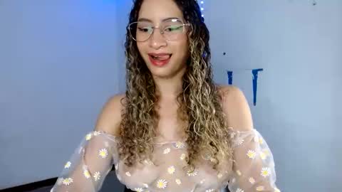 Snapshot of sweetlatin__ chatting on 26, 5, 2026 SWEET LATINA online show from 26, 5, 2026