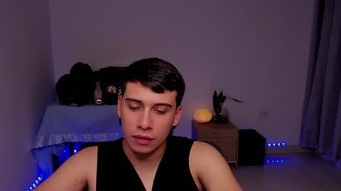 Snapshot of sweetlian_04 chatting on 7, 12, 2024 Lian online show from 7, 12, 2024